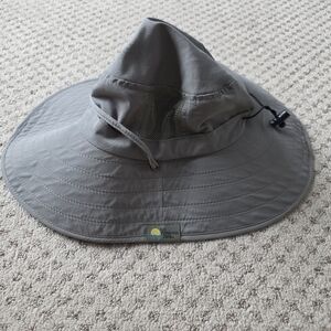 Sun protection zone hat